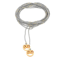 Thumbnail for Collar enredable gris detalles dorado.