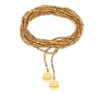 Thumbnail for Collar enredable mostaza detalles dorado.
