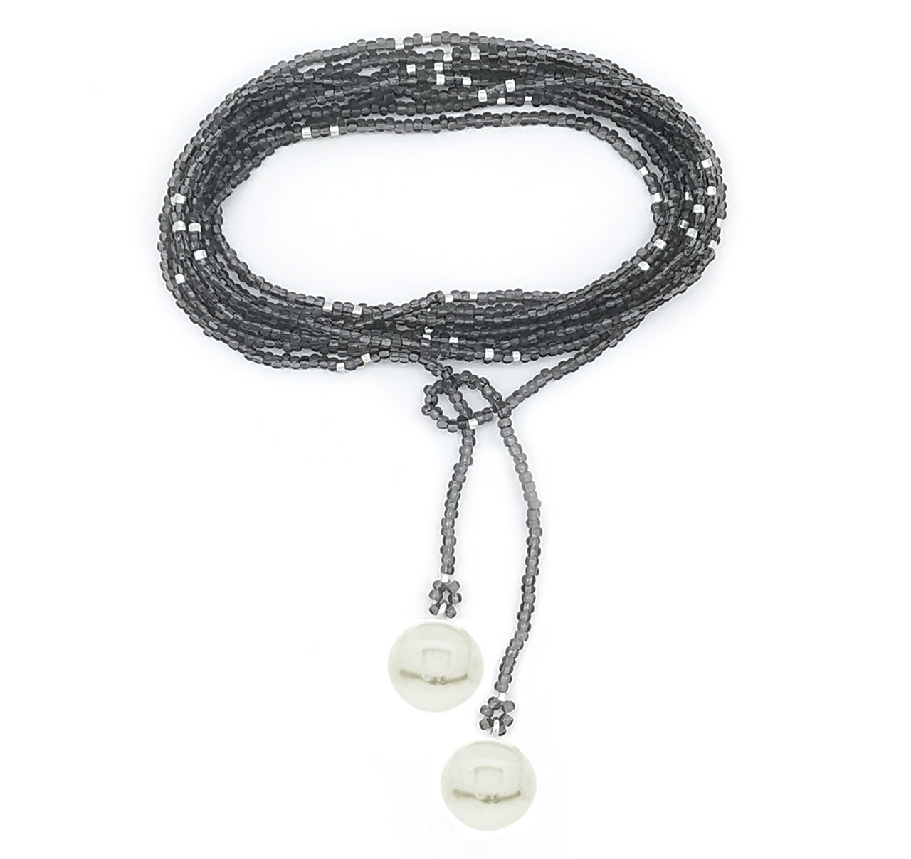 Collar enredable gris detalles plata.
